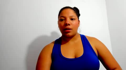 cristal online show from October 20, 2025, 9:37 pm