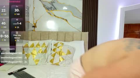 cristal walker online show from December 20, 2025, 10:33 am