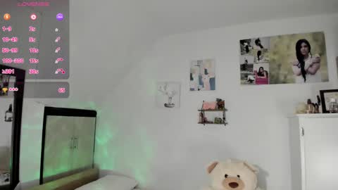 veronika online show from February 5, 2026, 3:33 am