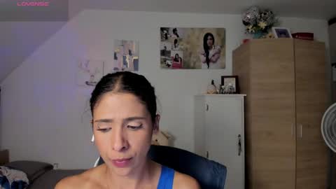 veronika online show from May 26, 2026, 2:51 am