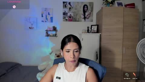 veronika online show from June 10, 2026, 2:12 am