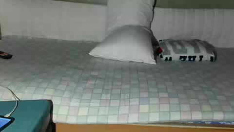 cristianrr184034 online show from April 13, 2026, 4:01 pm