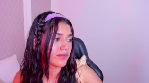 C R I S T I N online show from April 27, 2026, 8:07 pm