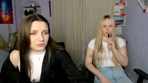 Snapshot of cristin_kisses chatting on May 13, 2026, 8:44 am Christin online show from May 13, 2026, 8:44 am