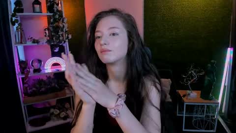 Snapshot of cristin_kisses chatting on June 4, 2026, 5:57 am Christin online show from June 4, 2026, 5:57 am