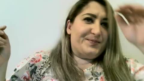 cristina20021991 online show from December 26, 2024, 8:00 pm