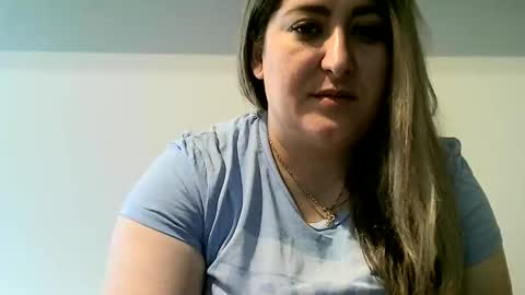 cristina20021991 online show from September 10, 2025, 1:44 pm