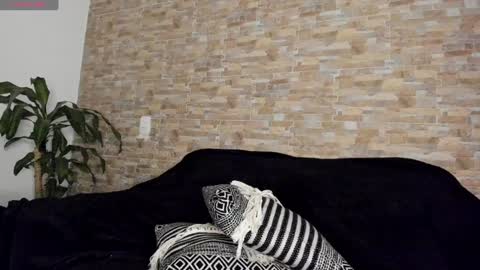 soycriss online show from December 28, 2024, 4:41 am