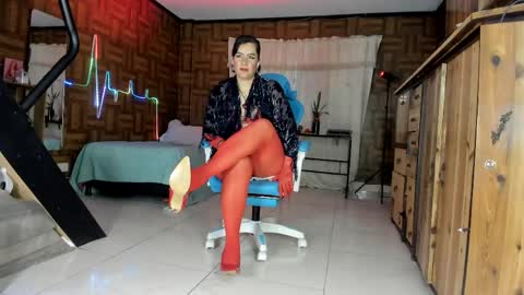 Julieta online show from June 7, 2026, 10:46 pm