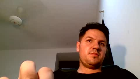 cristopher3042 online show from June 12, 2026, 1:59 am