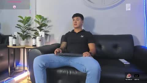 Cristopher online show from June 2, 2026, 1:35 pm