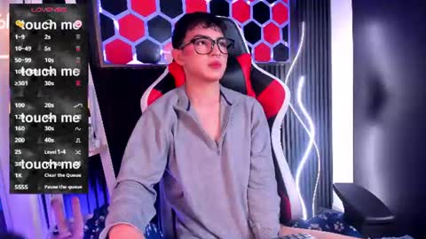 Cristopher  online show from June 9, 2026, 8:20 pm