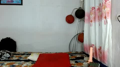 Snapshot of cristtal_1 chatting on June 9, 2026, 11:55 am cristtal_1 online show from June 9, 2026, 11:55 am