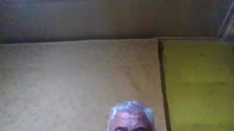 Snapshot of crmperez chatting on January 7, 2025, 4:18 am crmperez online show from January 7, 2025, 4:18 am