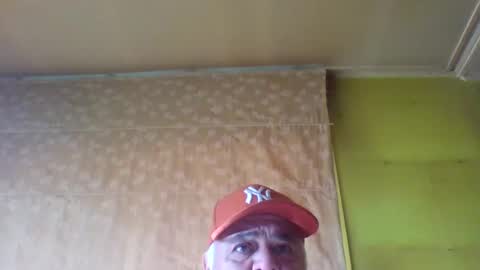 Snapshot of crmperez chatting on January 12, 2025, 10:33 pm crmperez online show from January 12, 2025, 10:33 pm