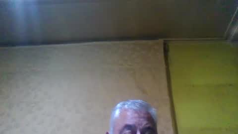 Snapshot of crmperez chatting on February 20, 2025, 11:43 pm crmperez online show from February 20, 2025, 11:43 pm