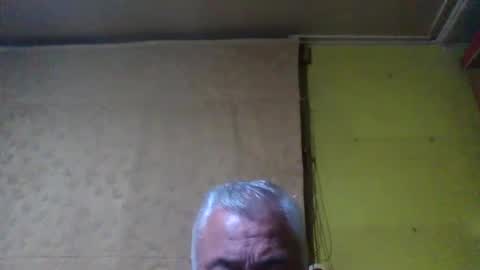 Snapshot of crmperez chatting on February 1, 2026, 6:45 am crmperez online show from February 1, 2026, 6:45 am