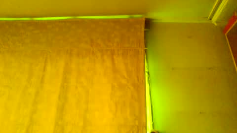 Snapshot of crmperez chatting on February 14, 2026, 10:17 pm crmperez online show from February 14, 2026, 10:17 pm