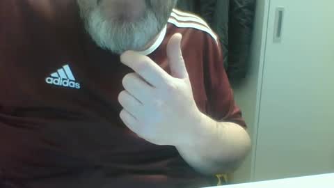 Snapshot of crouch1 chatting on January 17, 2025, 1:03 pm Crouch1 online show from January 17, 2025, 1:03 pm