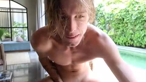 Lin inst lingoodyy online show from February 19, 2025, 5:49 am