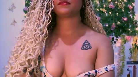 crysrus online show from November 22, 2025, 1:59 am