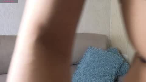 Crys online show from February 25, 2025, 8:58 am