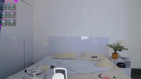 Lina online show from April 30, 2026, 2:18 am