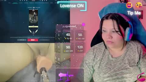 Snapshot of crystal_velvet01 chatting on January 15, 2025, 7:37 am crystal online show from January 15, 2025, 7:37 am