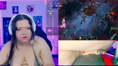 crystal online show from April 17, 2026, 6:22 pm