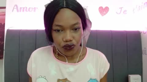 Crystal online show from February 5, 2025, 1:37 am