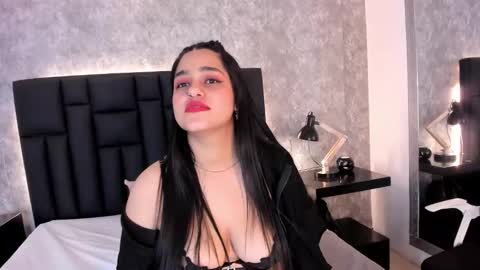 Snapshot of crystaldarliing chatting on September 16, 2025, 4:30 pm Crystal online show from September 16, 2025, 4:30 pm