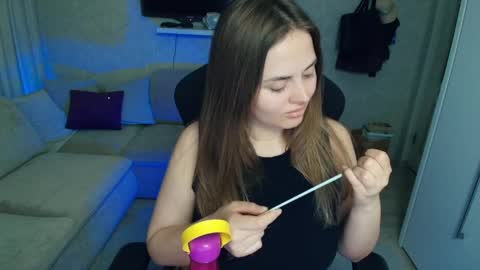 crystalemily online show from April 27, 2026, 7:12 pm