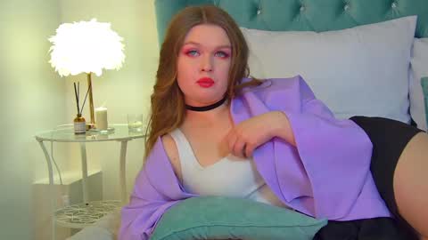 Crystal online show from February 21, 2025, 2:38 pm