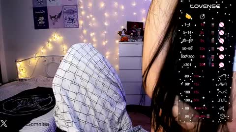 Sasha    Make me moan with patterns   good music here  online show from January 31, 2025, 2:26 am