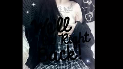 Sasha    Make me moan with patterns   good music here  online show from October 2, 2025, 10:00 am