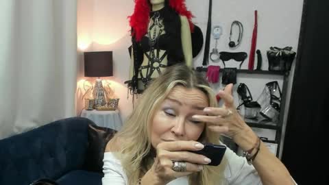 CrystalHotty online show from June 10, 2026, 4:45 am