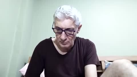 BIG UNCUT HARD COCK online show from October 31, 2025, 2:23 am