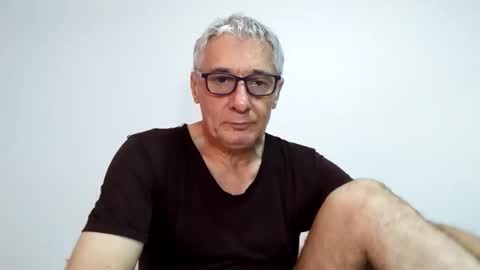 BIG UNCUT HARD COCK online show from April 9, 2026, 1:49 am