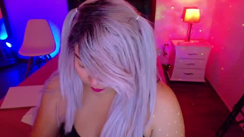 Snapshot of cuckoldlover69_ chatting on January 19, 2025, 1:22 pm cuckoldlover69_ online show from January 19, 2025, 1:22 pm