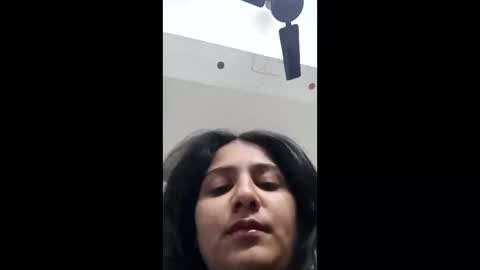 cuddlemuffins online show from December 14, 2025, 11:48 am