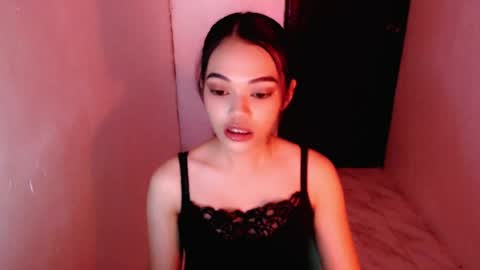 Snapshot of cuddlepunk_bubble chatting on May 22, 2026, 3:50 pm cuddlepunk_bubble online show from May 22, 2026, 3:50 pm