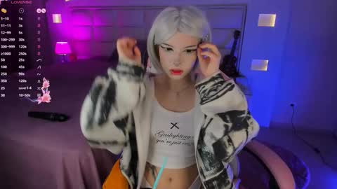 Cuddly Kitten online show from September 27, 2025, 10:26 pm