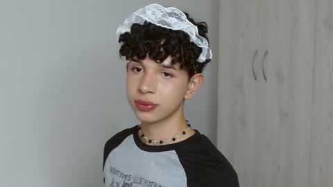 Snapshot of cuddly_twinkie chatting on January 30, 2025, 2:49 am Cuddly online show from January 30, 2025, 2:49 am