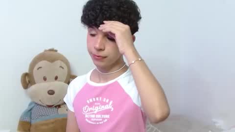 Snapshot of cuddly_twinkie chatting on September 11, 2025, 5:51 am Cuddly online show from September 11, 2025, 5:51 am