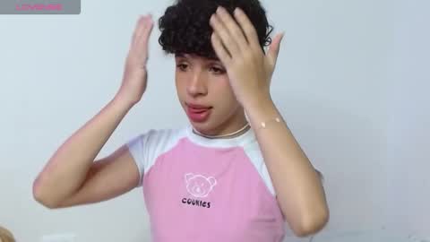 Snapshot of cuddly_twinkie chatting on September 19, 2025, 9:54 am Cuddly online show from September 19, 2025, 9:54 am