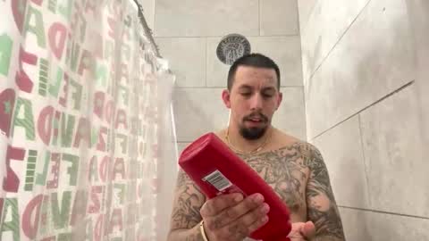 Snapshot of cuete2100 chatting on December 20, 2025, 11:12 pm cuete2100 online show from December 20, 2025, 11:12 pm