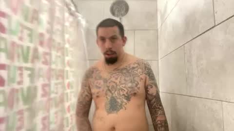 Snapshot of cuete2100 chatting on February 9, 2026, 10:25 pm cuete2100 online show from February 9, 2026, 10:25 pm