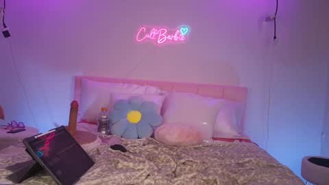 Snapshot of cult_barbie93 chatting on December 13, 2024, 7:15 am Cult Barbie online show from December 13, 2024, 7:15 am