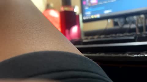 im KIM new girl to spoil online show from March 2, 2025, 7:32 am