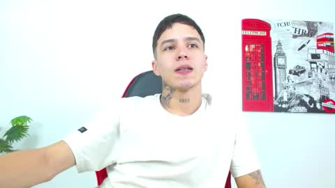 cumandres online show from February 19, 2026, 3:19 pm